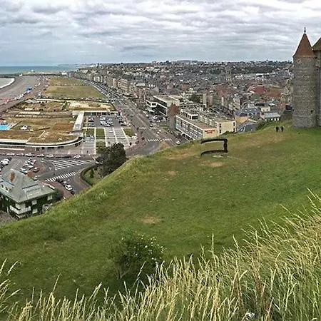 Апартаменты Petit Nid Douillet *